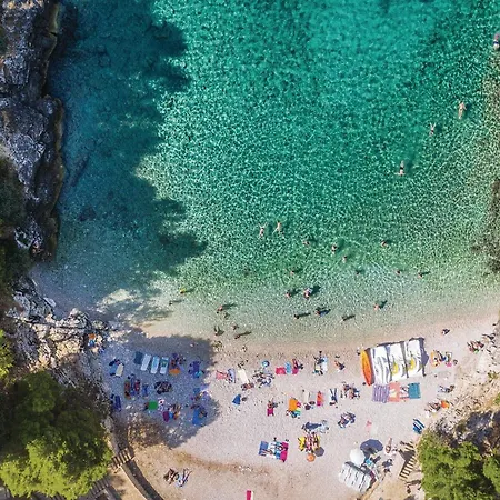Gorgeous In Hébergement de vacances Štinjan