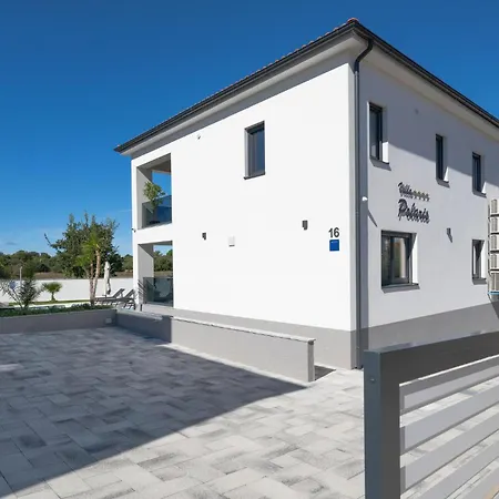 Vakantiehuis Stunning In With Wifi