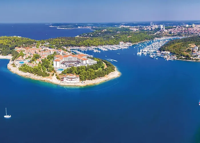 Vakantiehuis Stunning In With Wifi