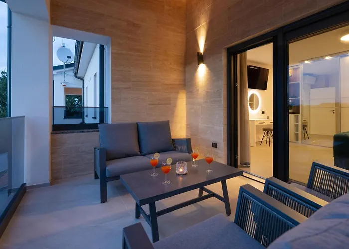 Vakantiehuis Stunning In With Wifi *